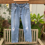 Lightwash Vintage 1990’s 501 Levi’s Jeans 33” 34” #2902