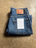 Early Y2K 550 Levi’s Jeans (30” Waist) #3305