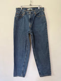 Early Y2K 560 Levi’s Jeans (32 Waist) #3370