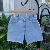 Vintage 1990’s 550 Levi’s Cutoff Shorts 29” 30” #2522