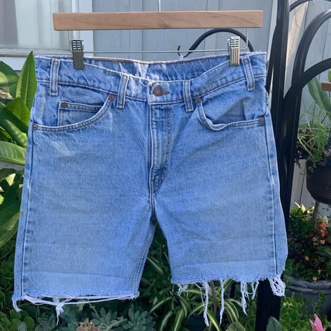Vintage 1990’s 505 Levi’s hemmed shorts 31” 32” #2639