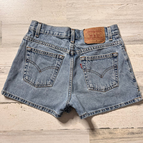Vintage Levi’s Hemmed Shorts 24” 25” #2047