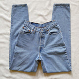 Vintage Lightwash 17501 Levi’s Jeans “24 “25