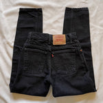 Vintage 90’s Black 550 Levi’s Jeans “23