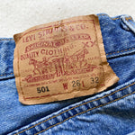 Vintage 90’s Medium Wash Levi’s 501 Jeans “24 “25