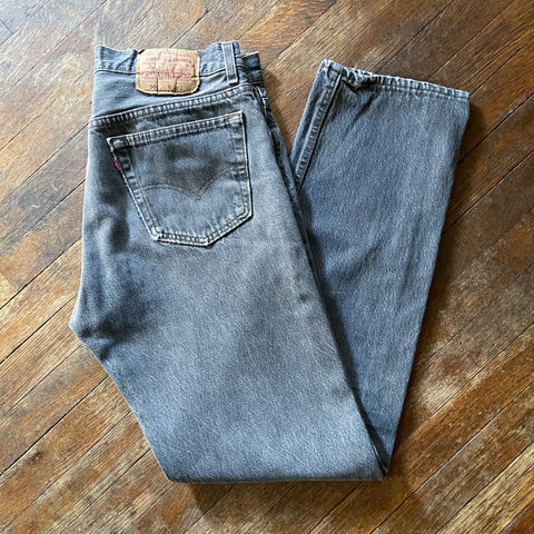 Unisex Vintage 90’s Grey 501 Levi’s Jeans “32 “33 Waist