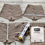 Vintage Beige Hemmed Levi’s Shorts 25” 26” #1545