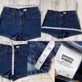 Vintage Levi’s Hemmed Shorts “27 “28 #939