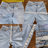 Vintage 90’s Lightwash 550 Levi’s Jeans “26 “27