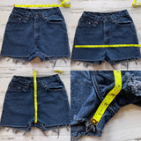 Vintage 90’s 512 Levi’s Shorts “25 “26