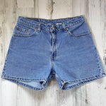 Vintage 1990’s Levis Hemmed Shorts “30 “31 #872