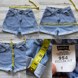 Vintage 37954 Levi’s Shorts “26 “27 #679