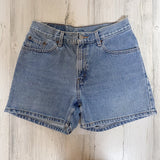Vintage Levi’s Hemmed Shorts “28 “29 #753