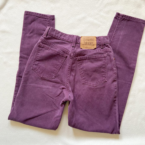 Purple Highwaisted Vintage 912 Levi’s Jeans “26 “27