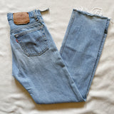 Vintage 90’s Lightwash 501 Levi’s Jeans “26 “27