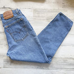 Vintage 90’s 521 Medium Wash Levi’s Jeans “27 “28