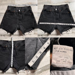 Vintage 1990’s Bermuda Levi’s Shorts “24 “25 #1422