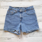 Vintage 90’s Hemmed Levi’s Shorts “25 #691