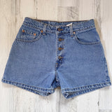 Vintage 1990’s Levi’s Hemmed Shorts “26 #894