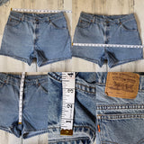Vintage 36941 Levi’s Hemmed Shorts “30 “31 #728