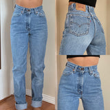 Vintage 1990’s Medium Wash Levi’s Jeans “23 #800